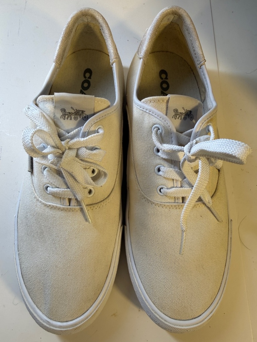 COACH OFF WHITE SNEAKERS U.S 9.5 or EU 40 - Picture 13 of 16